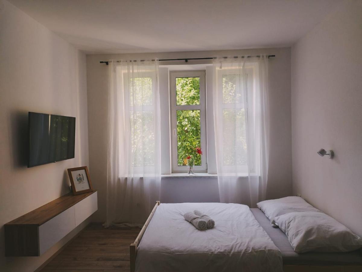 Schupplerova Vila Hostejn ภายนอก รูปภาพ